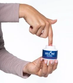 Herome Easydip Nagellakremover Nagellakverwijderaar - In Een Potje Met Ingebouwde Borsteltjes - Navulbaar Met Caring Nail Polish Remover 15 Herome Easydip Nagellakremover Nagellakverwijderaar - In Een Potje Met Ingebouwde Borsteltjes - Navulbaar Met Caring Nail Polish Remover -Cosmeticawinkel 1048x1200 11