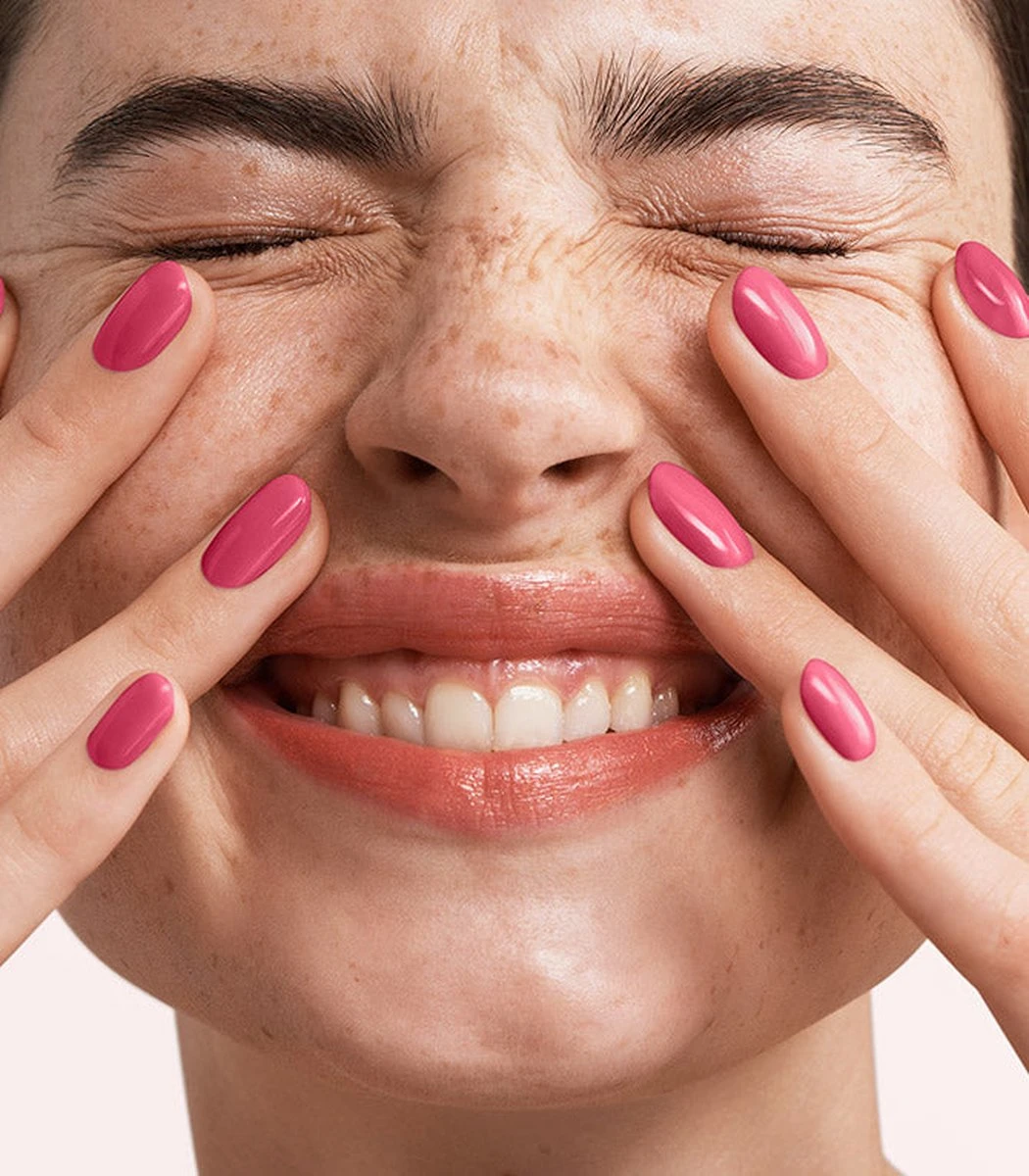 Pink Gellac - Watermelon Pink - Gellak - Vegan - Roze - Glanzend - 15ml 4 Pink Gellac - Watermelon Pink - Gellak - Vegan - Roze - Glanzend - 15ml - Afbeelding 2