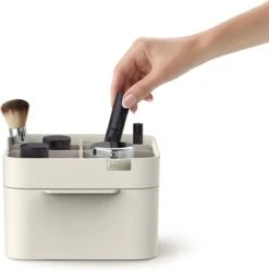 Joseph Joseph Cosmetica Opbergdoos Medium - Medium - Sorteervakken & Uitschuifbaar 39 Joseph Joseph Cosmetica Opbergdoos Medium - Medium - Sorteervakken & Uitschuifbaar -Cosmeticawinkel 1196x1200 12