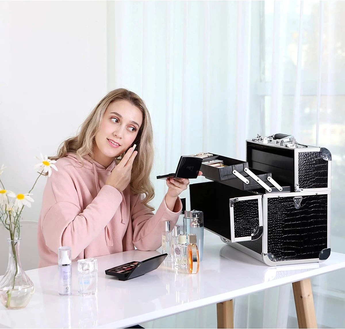 A.T. Shop Cosmeticakoffer, Make-up Koffer, Beauty Case, Bewaren Van Make-up, Nagellak. Zwart 4 A.T. Shop Cosmeticakoffer, Make-up Koffer, Beauty Case, Bewaren Van Make-up, Nagellak. Zwart - Afbeelding 2