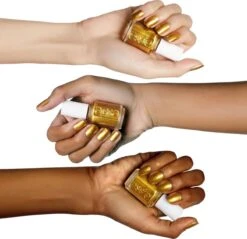 Essie Nagellak Winter 2018 - 587 Million Mile Hues 20 Essie Nagellak Winter 2018 - 587 Million Mile Hues -Cosmeticawinkel 1200x1163 6