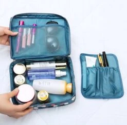 Merkloos Reis Toilet Bag Make Up Organizer - Toillettas - Cosmetica Etui - Travel Organizer - Reisartikelen - Reizen Accessoires 9 Merkloos Reis Toilet Bag Make Up Organizer - Toillettas - Cosmetica Etui - Travel Organizer - Reisartikelen - Reizen Accessoires -Cosmeticawinkel 1200x1186 4