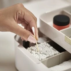 Joseph Joseph Cosmetica Opbergdoos Medium - Medium - Sorteervakken & Uitschuifbaar 29 Joseph Joseph Cosmetica Opbergdoos Medium - Medium - Sorteervakken & Uitschuifbaar -Cosmeticawinkel 1200x1200 1030