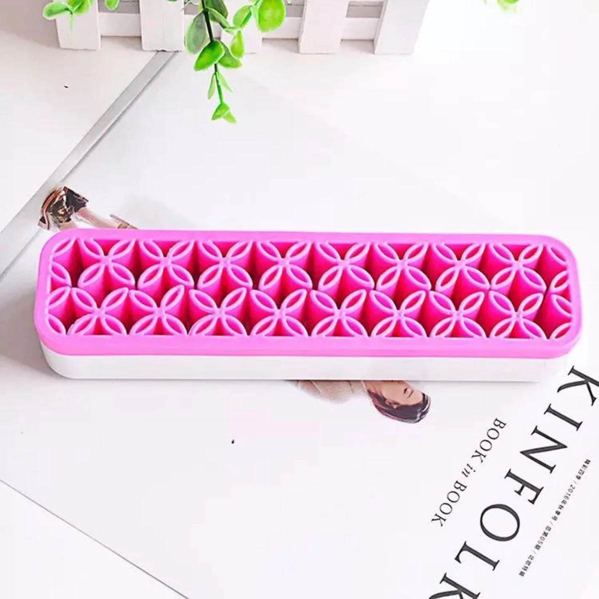Make Up Organizer - Roze - Make Up Holder - Kwasten Organizer - Make Up Houder - Nagellak/Lipstick Organizer - Lippenstift Houder - Siliconen 4 Make Up Organizer - Roze - Make Up Holder - Kwasten Organizer - Make Up Houder - Nagellak/Lipstick Organizer - Lippenstift Houder - Siliconen - Afbeelding 2