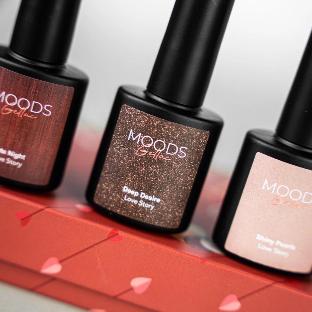 Moods Gellac - Deep Desire - Gellak - Glitter Kleur - 15ML 4 Moods Gellac - Deep Desire - Gellak - Glitter Kleur - 15ML - Afbeelding 2