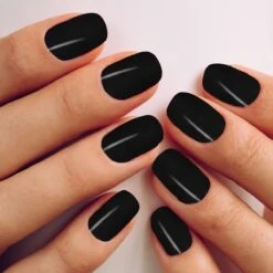 #BADBLACK - Influence Gellac - Zwarte Gellak - Gellak Zwart UV - UV Gellak - Gel Nagellak - Gellac - Kado Vrouw - Valentijns Cadeau - Kado Voor Haar - 10 Ml -Cosmeticawinkel 1200x1200 1403