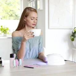 LifeGoods Nageldroger - Voor Gelnagels - 36 LED's - 54W 19 LifeGoods Nageldroger - Voor Gelnagels - 36 LED's - 54W -Cosmeticawinkel 1200x1200 1426