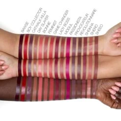 Huda Beauty Demi Matte Cream Lipstick - Révolutionnaire 11 Huda Beauty Demi Matte Cream Lipstick - Révolutionnaire -Cosmeticawinkel 1200x1200 366