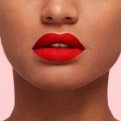 L’Oréal Paris Les Macarons Langhoudende Matte Lipstick - 832 Strawberry Sauvage - Roze - 6,7 Ml 15 L’Oréal Paris Les Macarons Langhoudende Matte Lipstick - 832 Strawberry Sauvage - Roze - 6,7 Ml -Cosmeticawinkel 1200x1200 379