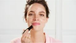 Bourjois Foundcealer Foundation - 200 Vanille Rosé -Cosmeticawinkel 1200x679