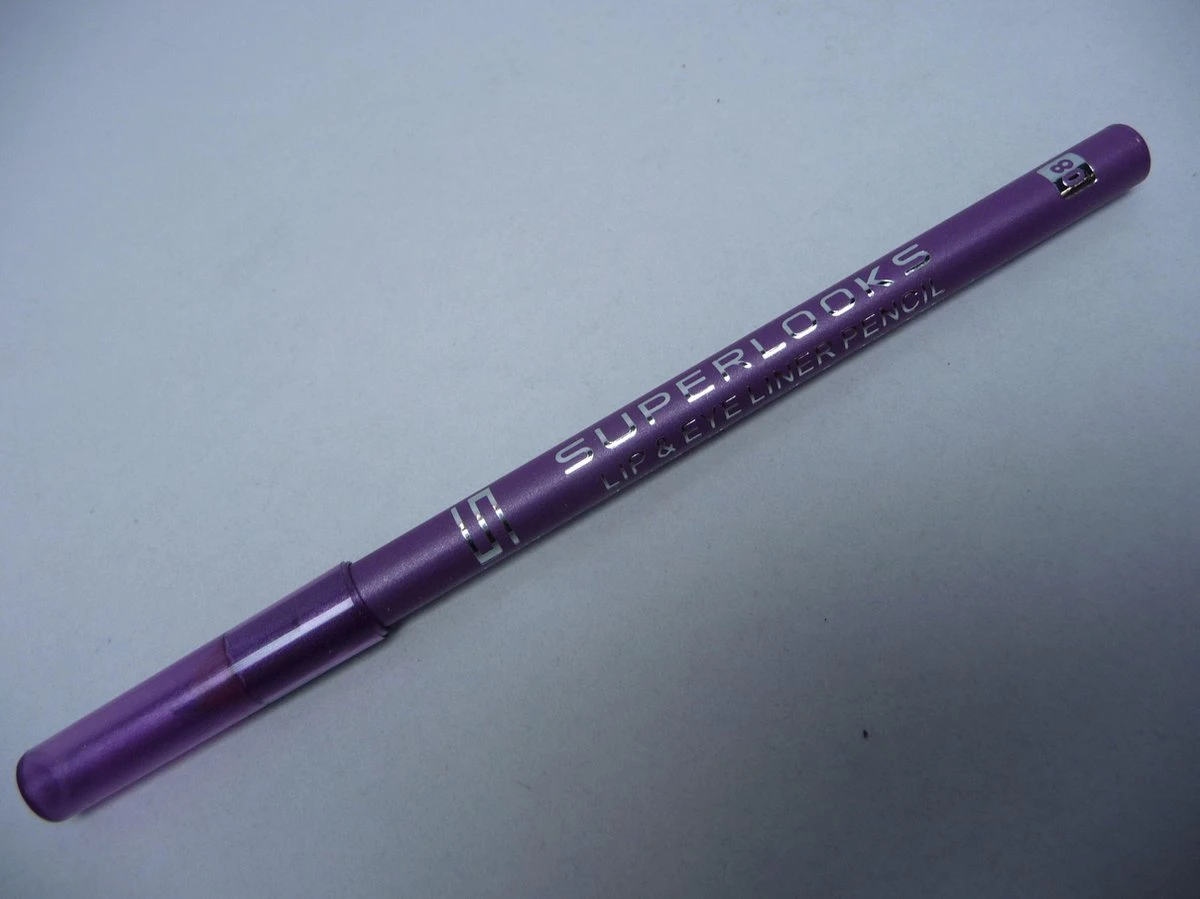 Superlooks Lip & Eyeliner Potloden Met Sluitcap Assortiment Set Van 12 Stuks Verschillende Kleuren, Watervast. 8 Superlooks Lip & Eyeliner Potloden Met Sluitcap Assortiment Set Van 12 Stuks Verschillende Kleuren, Watervast. - Afbeelding 6