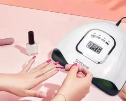 Merkloos Daniqqi - 80 Watt UV LED Lamp Nagels - 45 Leds Nagellamp - Wit 16 Merkloos Daniqqi - 80 Watt UV LED Lamp Nagels - 45 Leds Nagellamp - Wit -Cosmeticawinkel 1200x960 4