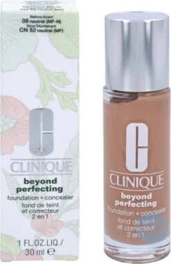 Clinique Beyond Perfecting Foundation + Concealer - 09 Neutral 12 Clinique Beyond Perfecting Foundation + Concealer - 09 Neutral -Cosmeticawinkel 777x1200